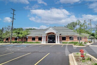 Plus de détails pour 415 E Maple Rd, Troy, MI - Bureau à vendre