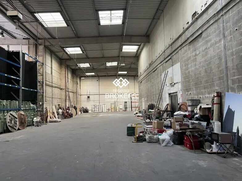 Industriel/Logistique dans Bagnolet à louer - Photo de l’immeuble – Image 2 sur 5