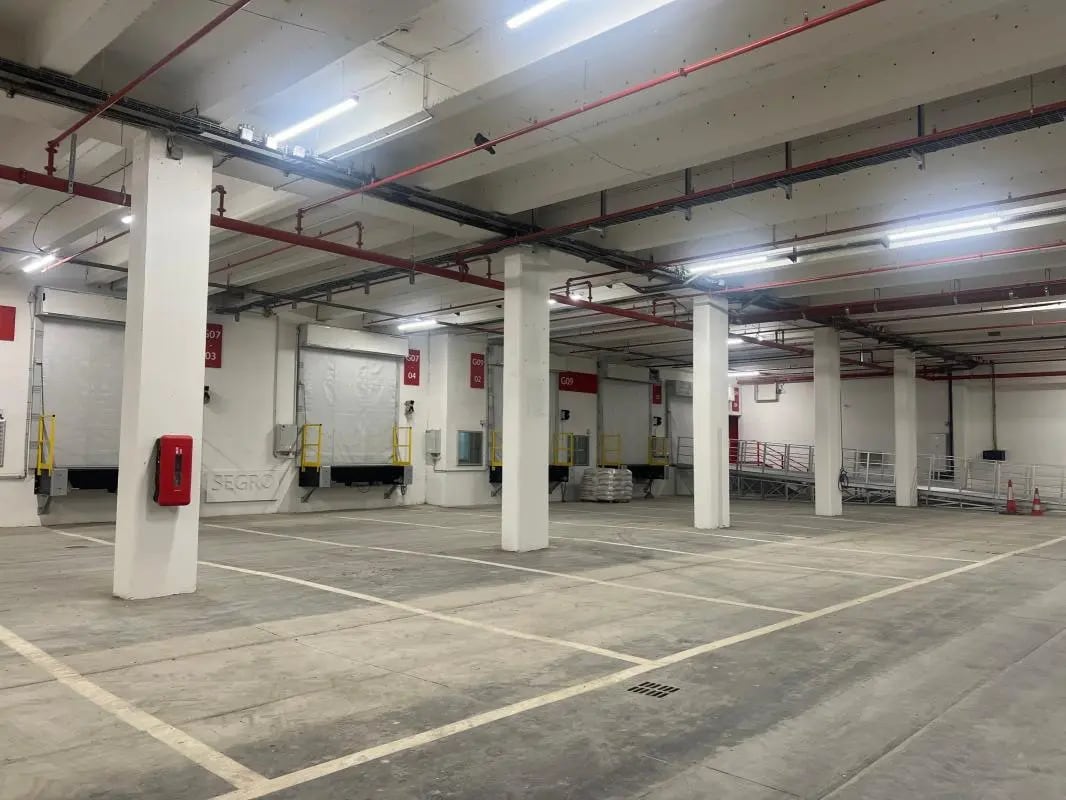 Industriel/Logistique dans Paris à louer Photo de l’immeuble– Image 1 sur 1