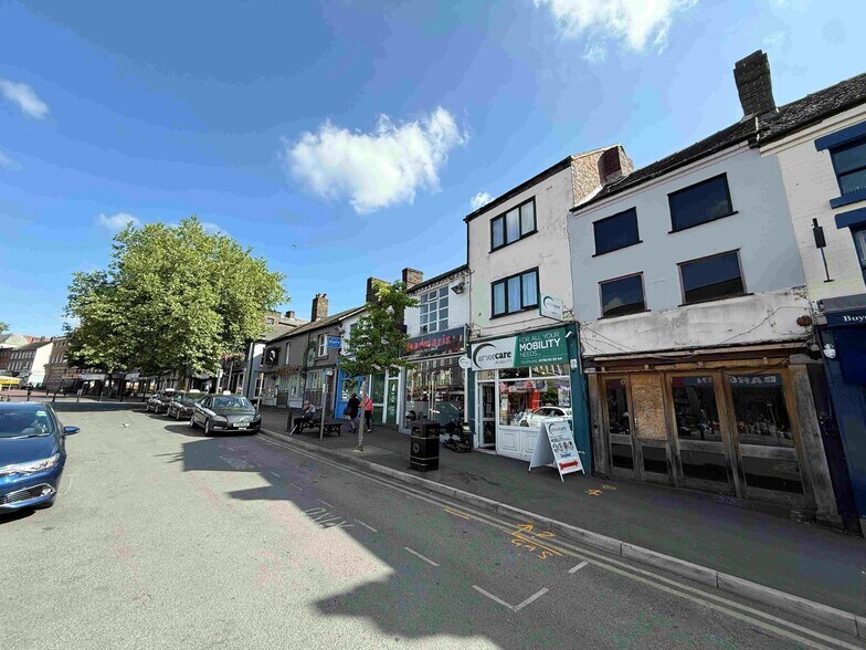 109 High St, Newcastle Under Lyme à vendre - Photo de l’immeuble – Image 2 sur 5