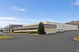 Plus de détails pour 2611 River Rd, Cinnaminson, NJ - Industriel/Logistique à louer