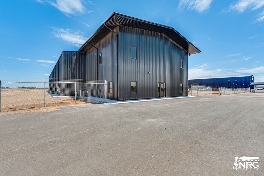 5620 N FM 1788, Midland, TX à louer - Photo de l’immeuble – Image 3 sur 17
