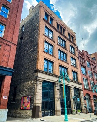 Plus de détails pour 231 E Buffalo St, Milwaukee, WI - Bureau à vendre