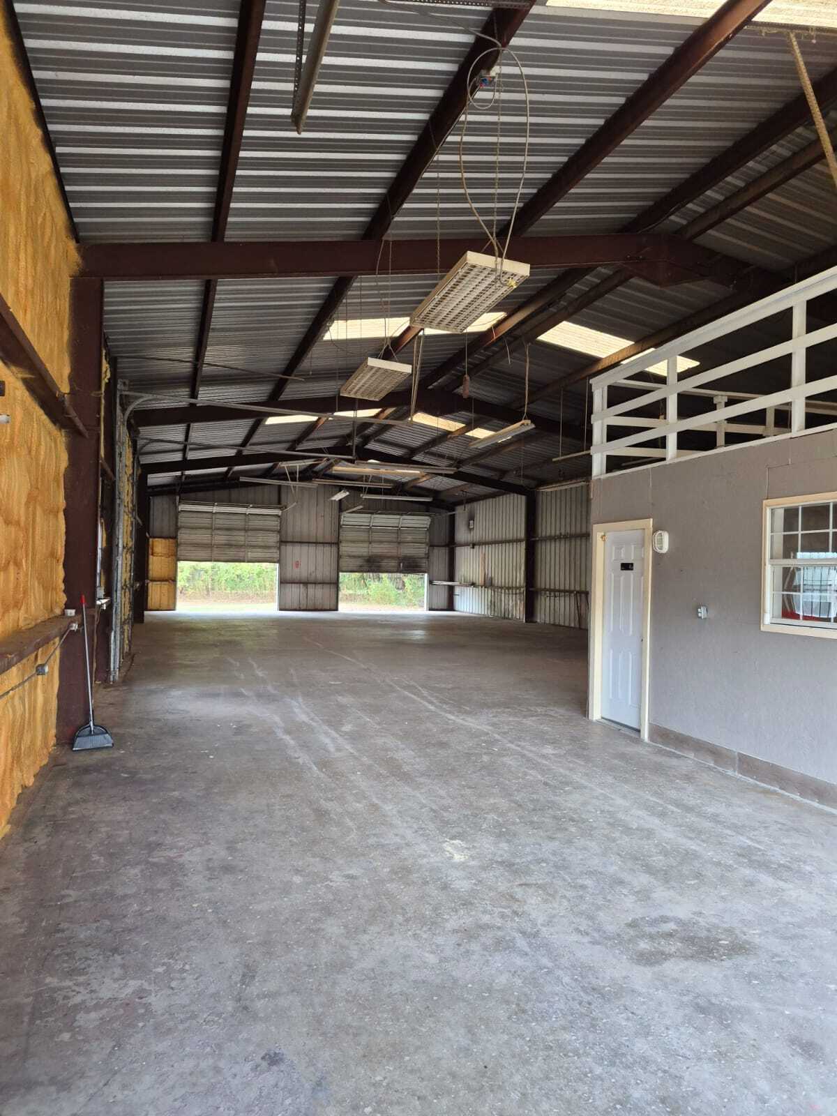 701 E Pine St, Edgewood, TX à vendre Photo de l’immeuble– Image 1 sur 21