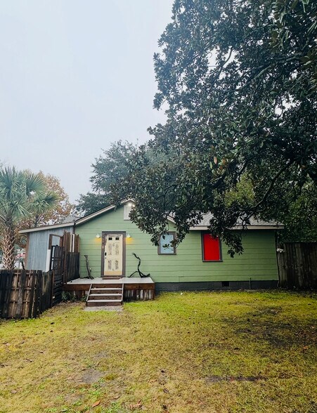 1478 Remount Rd, Charleston, SC à vendre - Photo de l’immeuble – Image 2 sur 11