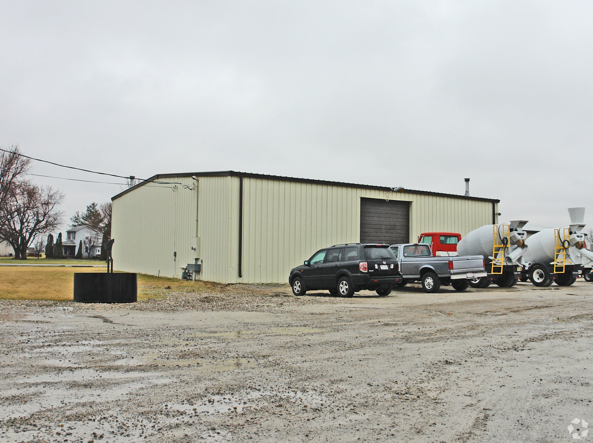 1221 Groop Rd, Springfield, OH à louer Photo principale– Image 1 sur 6