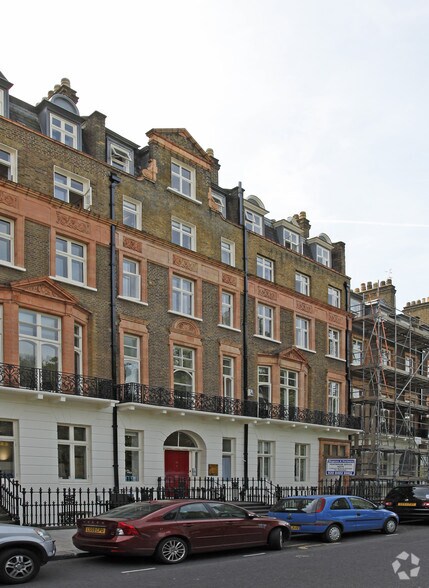 55-56 Russell Sq, Londres à louer - Photo de l’immeuble – Image 3 sur 3