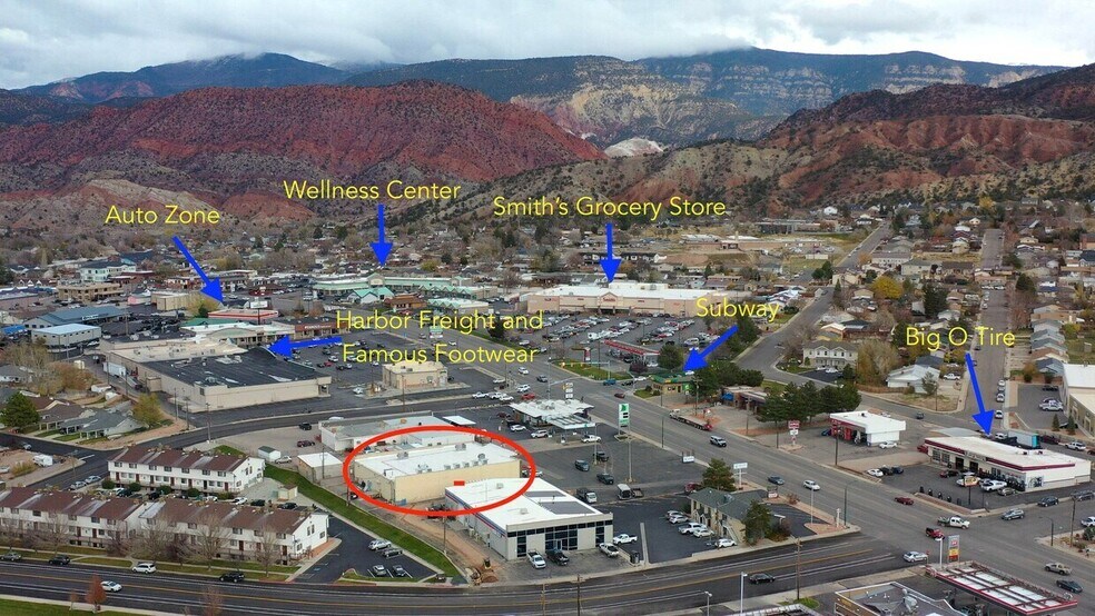 684 S Main St, Cedar City, UT à louer - Photo de l’immeuble – Image 2 sur 26