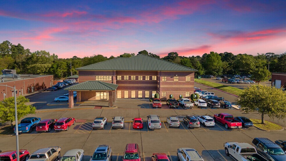 1902 Moores Ln, Texarkana, TX à louer - Photo principale – Image 1 sur 6