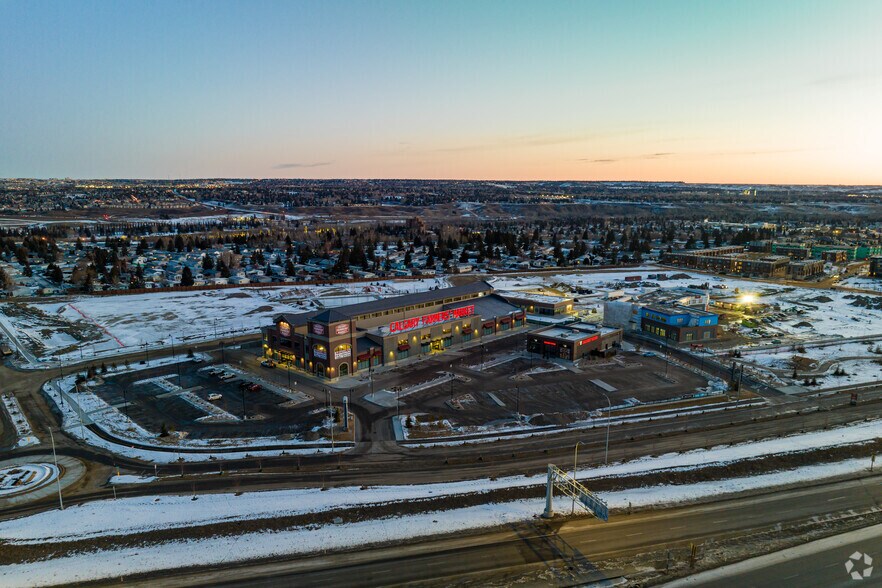 Greenwich Vw NW, Calgary, AB à louer - Aérien – Image 2 sur 5