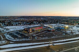Greenwich Vw NW, Calgary, AB - VUE AÉRIENNE  vue de carte - Image1