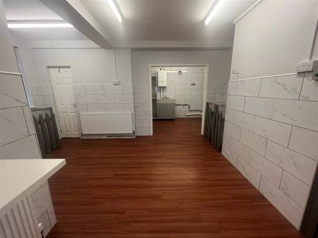 506 Inglemire Ln, Hull à louer Photo intérieure– Image 1 sur 8