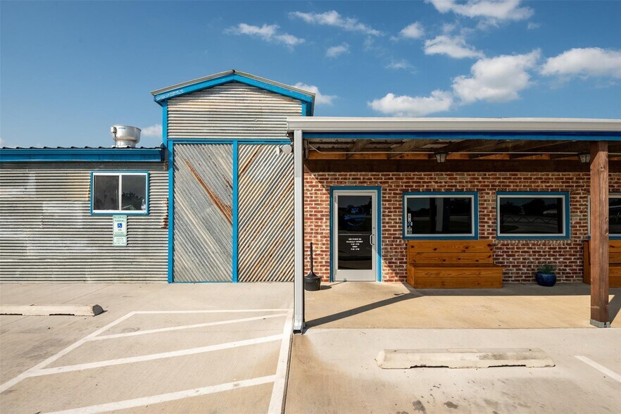 3921 S Highway 287, Waxahachie, TX à vendre - Photo de l’immeuble – Image 3 sur 18