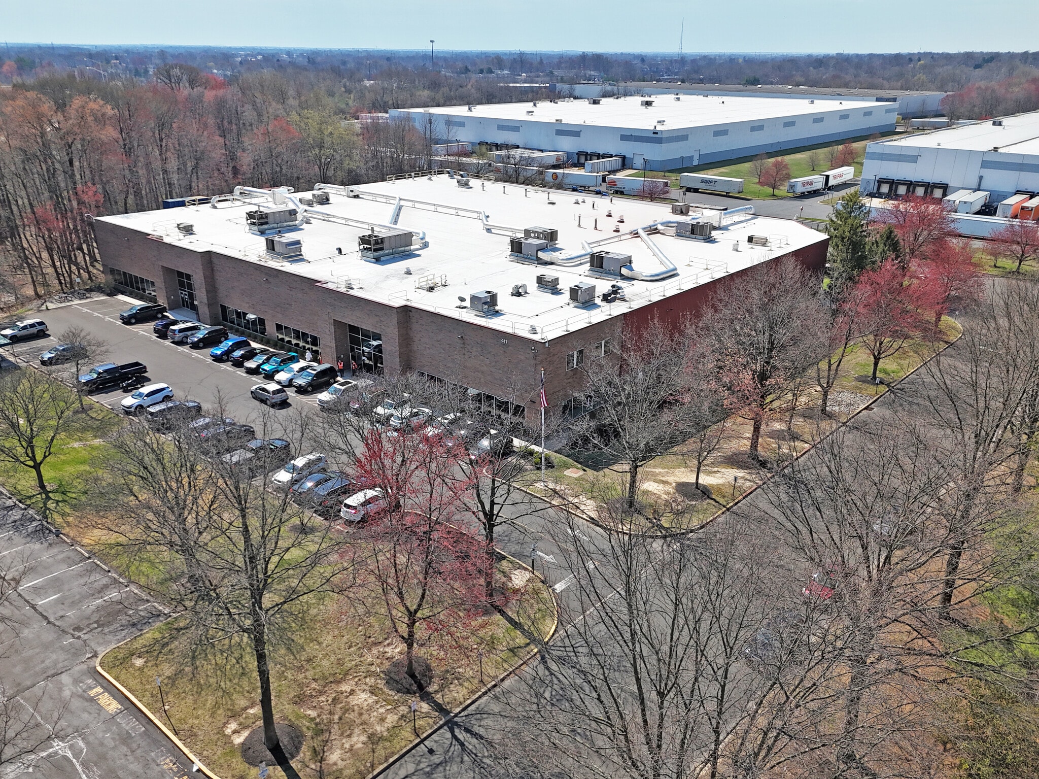 150 Rittenhouse Cir, Bristol, PA à louer Photo de l’immeuble– Image 1 sur 5