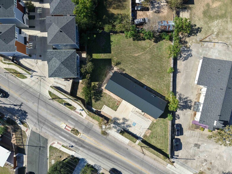 1152 Webberville Rd, Austin, TX à vendre - Photo de l’immeuble – Image 3 sur 14