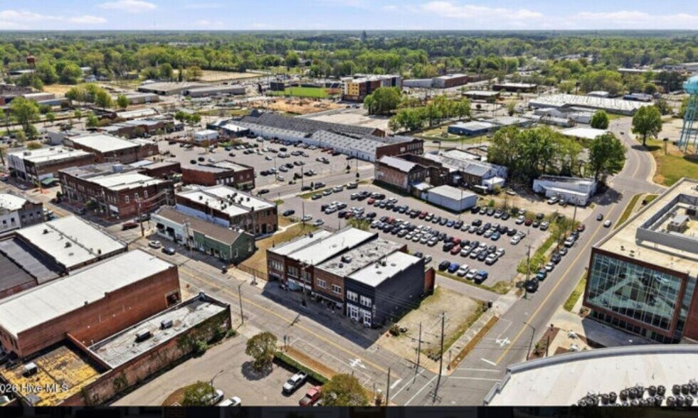127-129 Barnes St W, Wilson, NC à vendre - Photo de l’immeuble – Image 3 sur 23