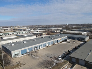 Plus de détails pour 2111 E 17th St, Des Moines, IA - Industriel/Logistique à louer