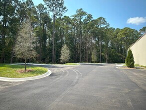 7660 Gainesville Ave, Jacksonville, FL à louer Photo de l’immeuble– Image 2 sur 13