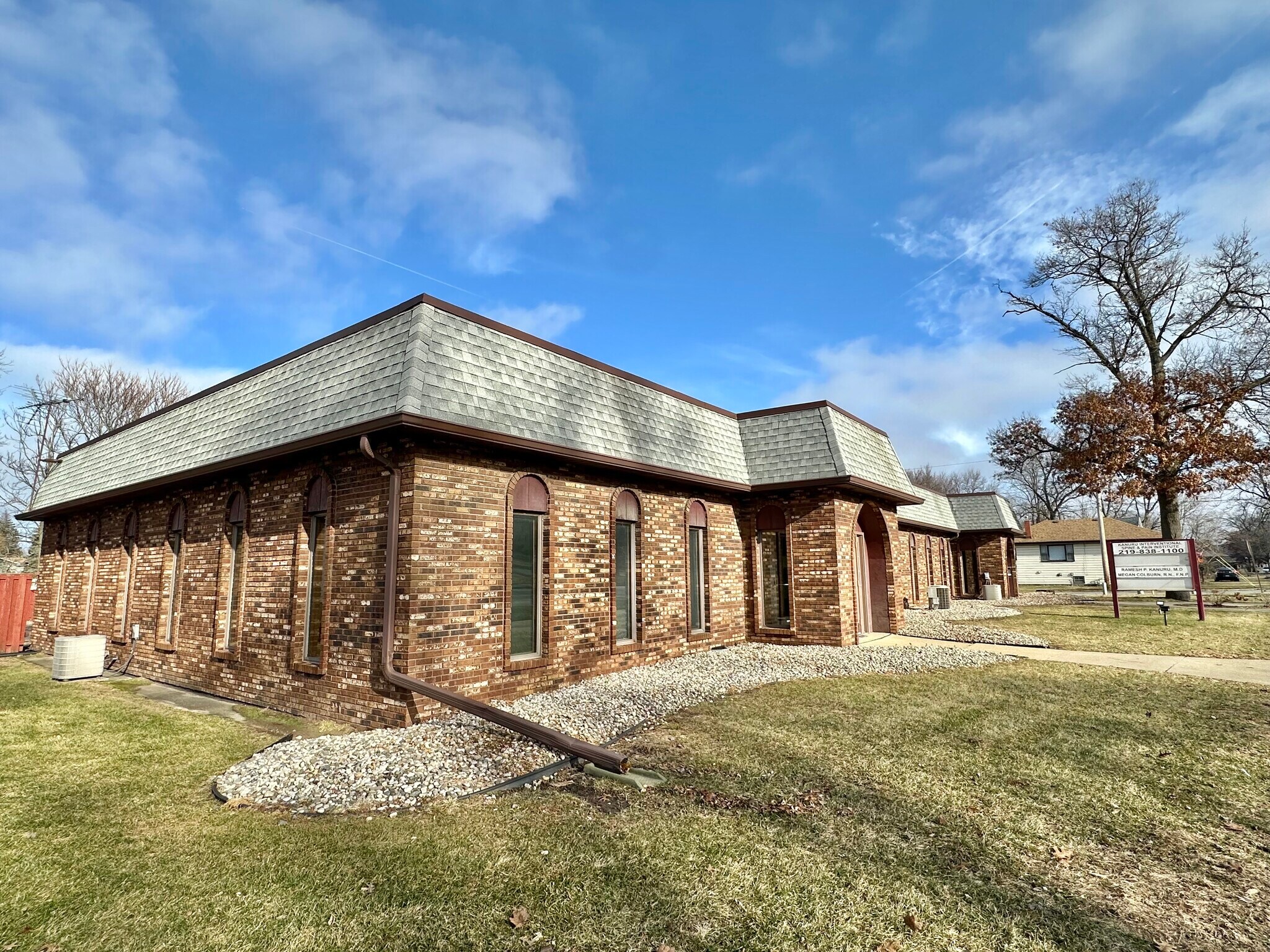 3445-3449 Ridge Rd, Highland, IN à vendre Photo principale– Image 1 sur 34