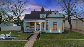 Plus de détails pour 619 W Main St, Fredericksburg, TX - Spécialisé à vendre
