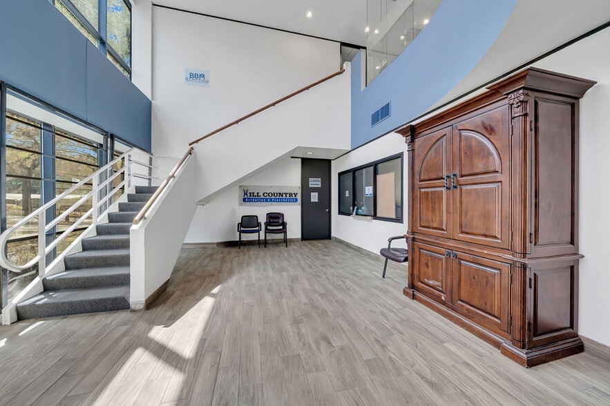 4242 Medical Dr, San Antonio, TX à vendre - Photo intérieure – Image 3 sur 24