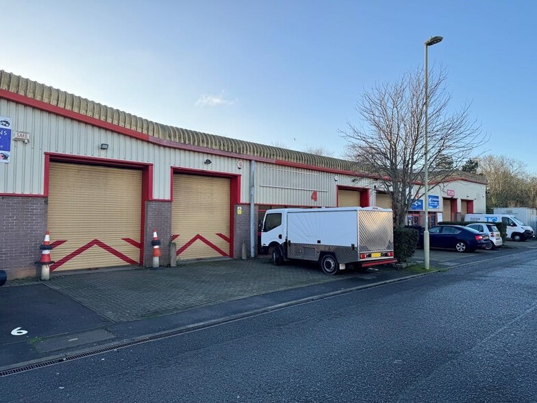 Newgate Ln, Fareham à louer - Photo principale – Image 1 sur 15