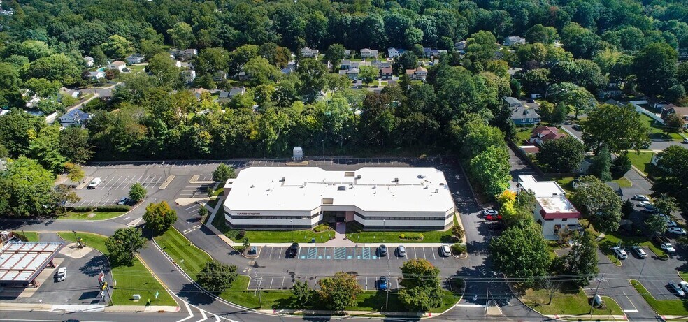 225 State Route 35, Red Bank, NJ à louer - Aérien – Image 2 sur 17