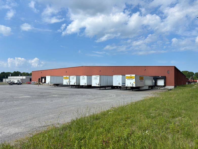 1 Cedar King Rd, Shelbyville, TN à louer - Photo de l’immeuble – Image 1 sur 6