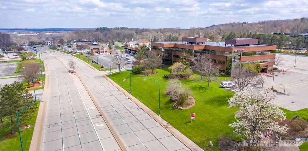 6500 Rockside Rd, Independence, OH à louer - Photo de l’immeuble – Image 2 sur 20