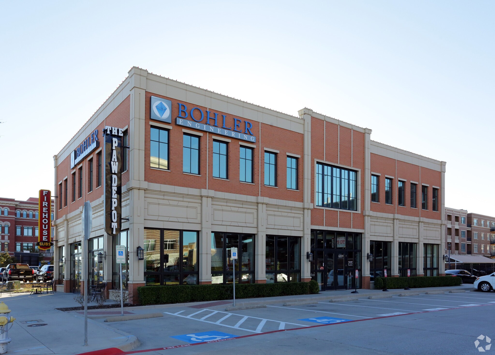 6009-6025 Main St, Frisco, TX à louer Photo principale– Image 1 sur 5