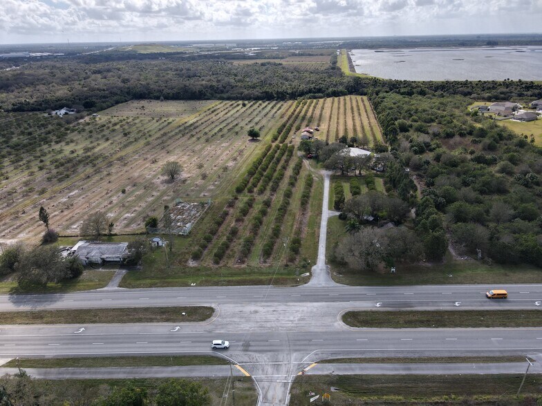 8101 Okeechobee Rd, Fort Pierce, FL à vendre - Aérien – Image 3 sur 44