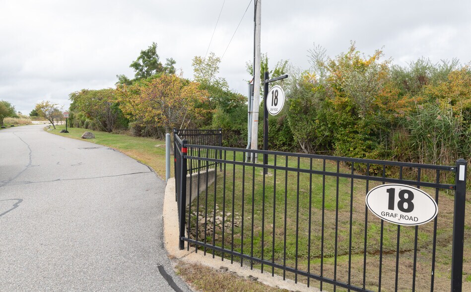 18 Henry Graf Jr Rd, Newburyport, MA à louer - Photo de l’immeuble – Image 3 sur 63