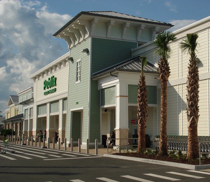 100 Palm Coast Pky NE, Palm Coast, FL à louer - Photo de l’immeuble – Image 2 sur 4