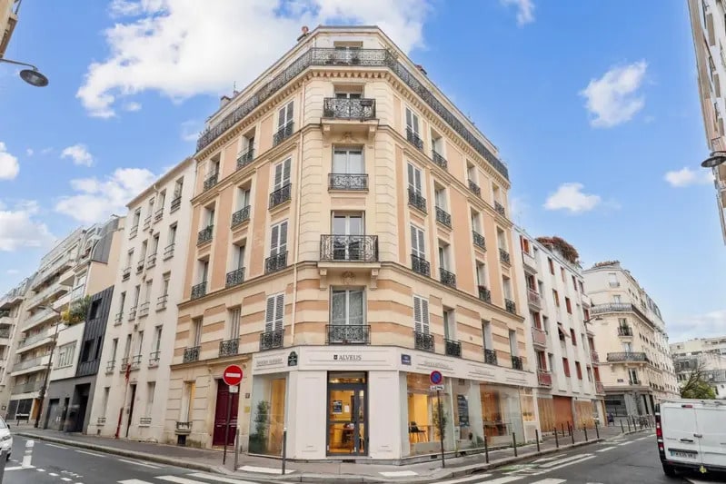 10 Rue Rémy Dumoncel, Paris à louer - Photo de l’immeuble – Image 1 sur 15