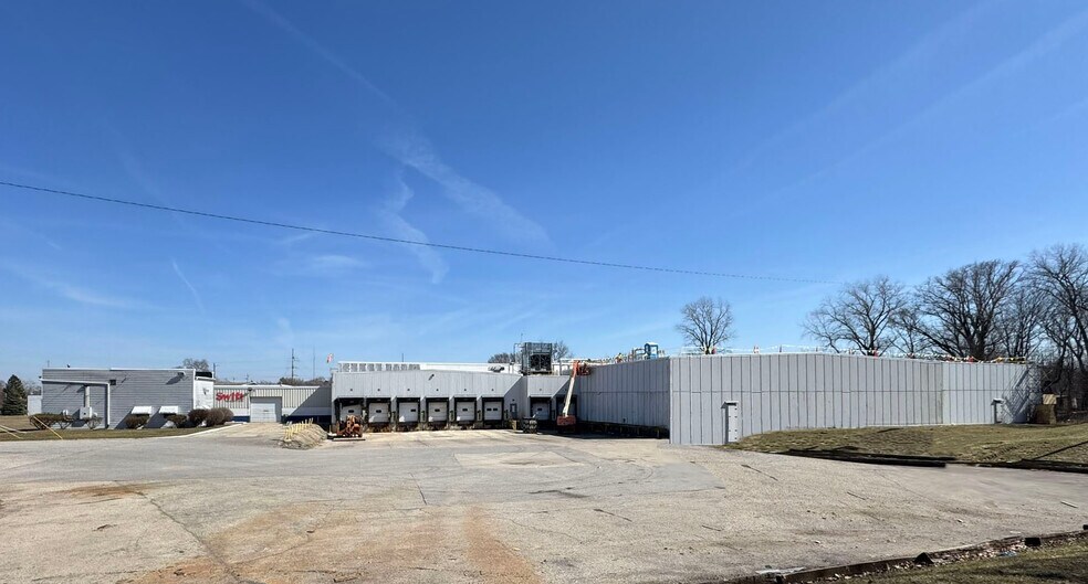 220 W Ewing Ave, South Bend, IN à vendre - Photo de l’immeuble – Image 1 sur 18