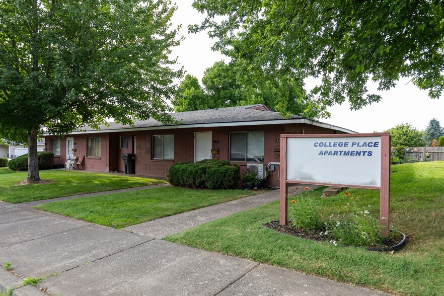 441 SE 12th St, College Place, WA à vendre - Photo de l’immeuble – Image 1 sur 23