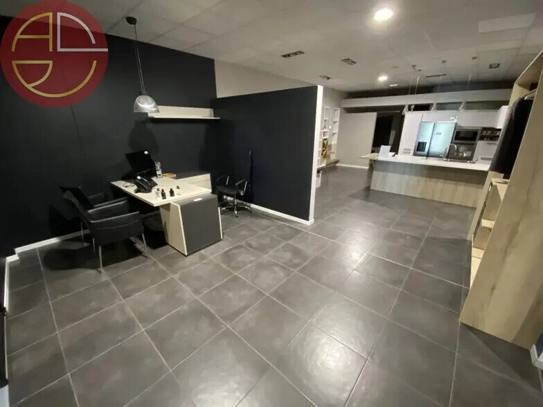Local commercial dans Portet-sur-Garonne à louer - Photo de l’immeuble – Image 3 sur 6