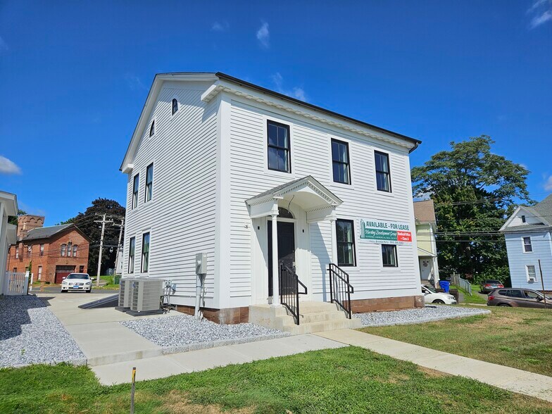 133 S Main St, Middletown, CT à louer - Photo de l’immeuble – Image 2 sur 2