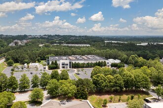 5600 United Dr, Smyrna, GA - Vue aérienne  vue de carte