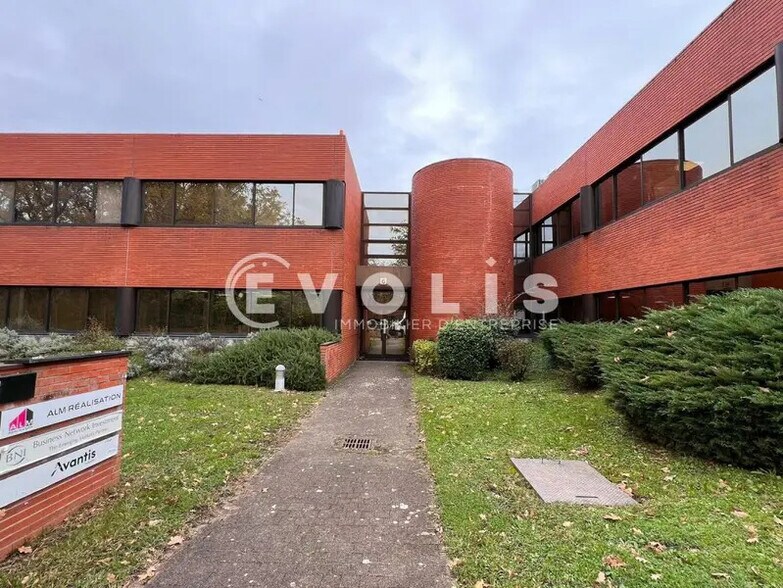 Bureau dans Mérignac à louer - Photo de l’immeuble – Image 1 sur 6