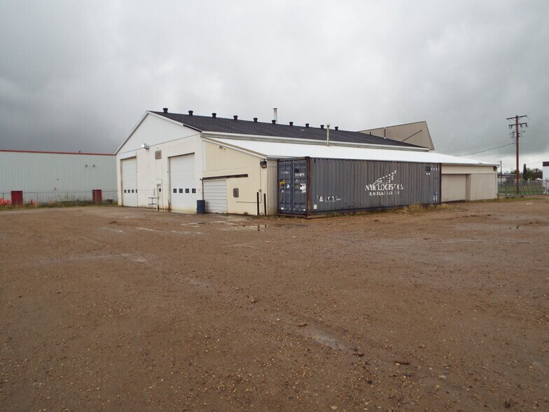 5904 44A St, Leduc, AB à vendre - Photo de l’immeuble – Image 3 sur 18