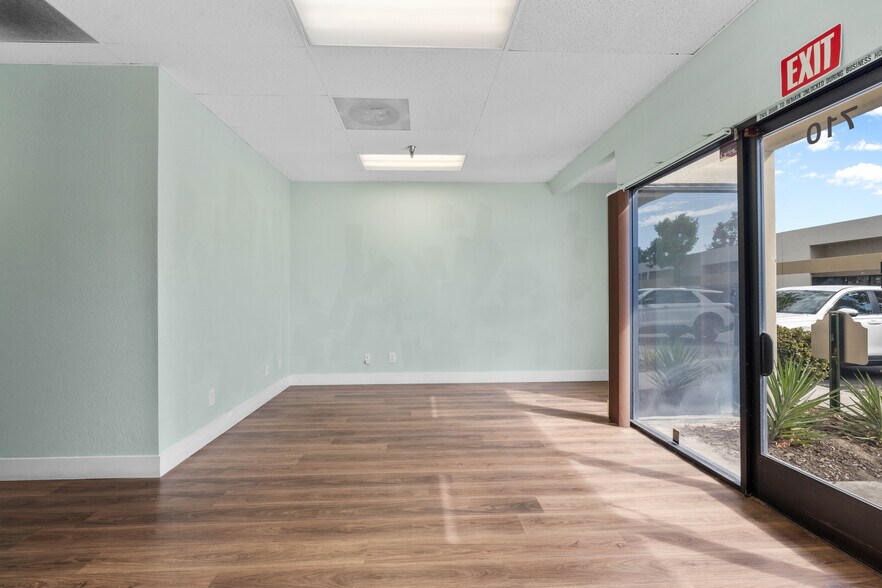 10722 Arrow Route, Rancho Cucamonga, CA à louer - Photo de l’immeuble – Image 3 sur 36
