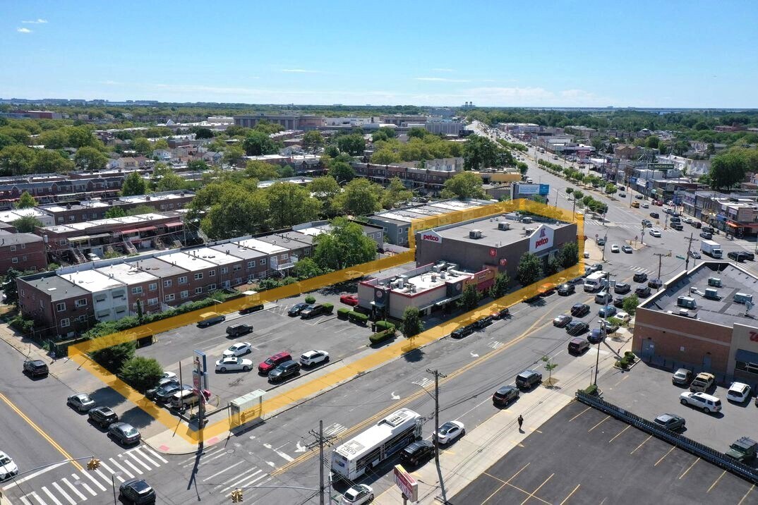 2343 Utica Ave, Brooklyn, NY à louer Photo principale– Image 1 sur 24