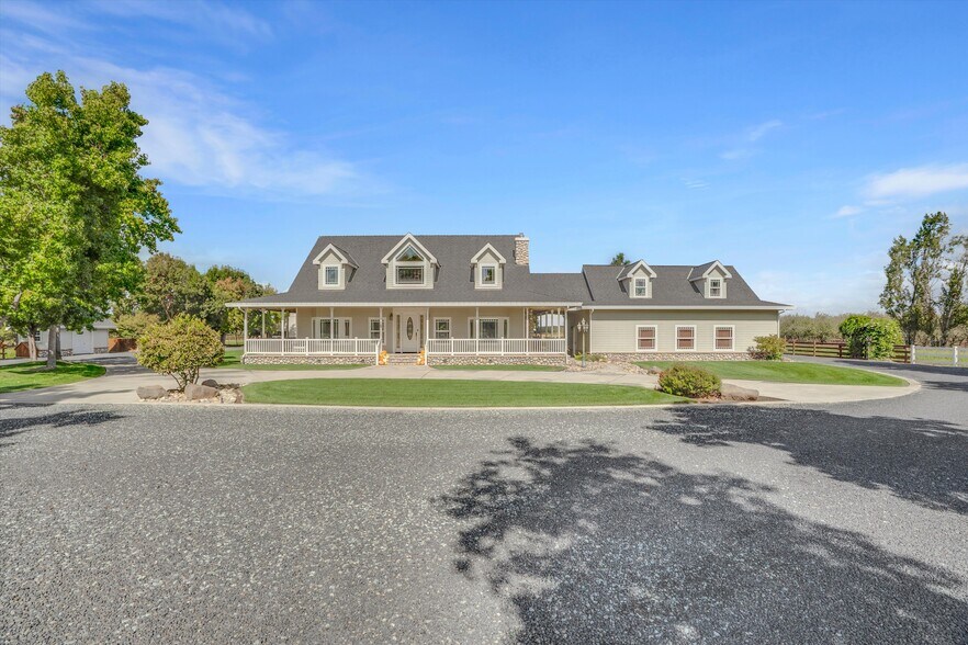 30999 Grooms Rd, Oakdale, CA à vendre - Photo de l’immeuble – Image 3 sur 89