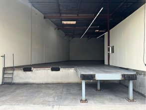 241-317 E Redondo Beach Blvd, Gardena, CA à louer Photo intérieure– Image 2 sur 8