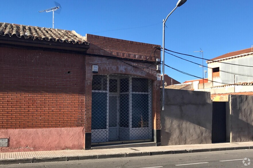 Calle Don Hipólito Ezquerra, 31, Fuensalida, Toledo à vendre - Photo principale – Image 1 sur 13