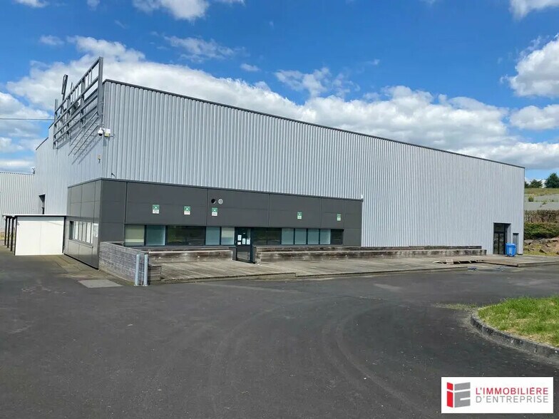 Local d'activités dans Poilley à vendre - Photo de l’immeuble – Image 2 sur 4