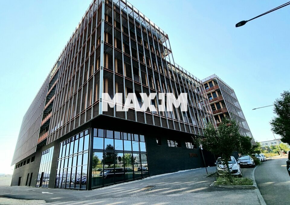 21 Avenue Françoise Giroud, Dijon à louer Photo de l’immeuble– Image 1 sur 3