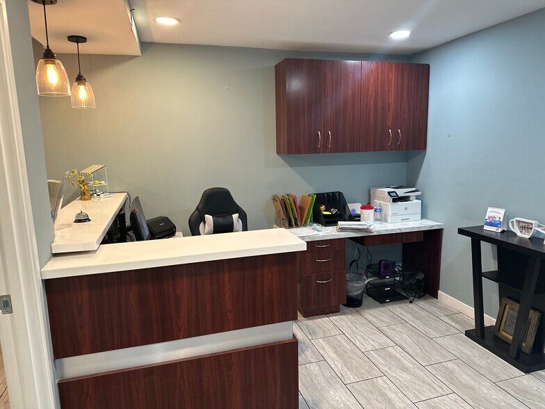 3061 Wabash Ave, Los Angeles, CA à louer - Photo de l’immeuble – Image 3 sur 11