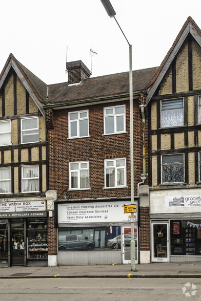 Chalk Hl, Watford à vendre - Photo de l’immeuble – Image 3 sur 3